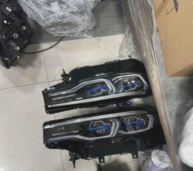 Передняя Фара от BMW X7/G07